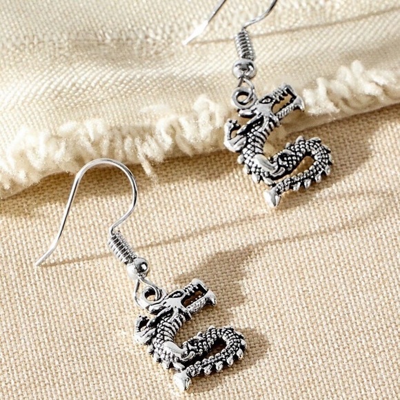 GlitzBlitz Boutique Jewelry - Any 2/$20! Antiqued Silver Dragon Drop Earrings